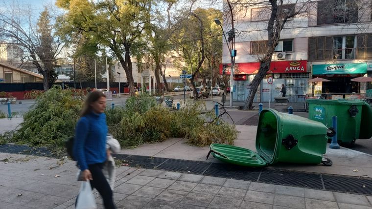 El viento Zonda se sentirá desde las primeras horas de la siesta y podría extenderse hasta las 19 en distintas zonas de Mendoza.
