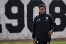 Medrán fue despedido por los dirigentes de Gimnasia. Medrán fue despedido por los dirigentes de Gimnasia.