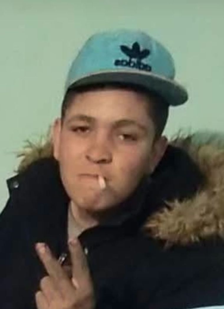 El adolescente murió en el acto, pese a la intervención del Servicio de Emergencias Coordinado. El adolescente murió en el acto, pese a la intervención del Servicio de Emergencias Coordinado.