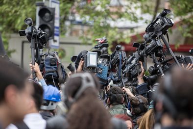 MDZol | El historiador Gustavo Capone desentrañó el significado de los dichos más utilizados por los periodistas. Foto: Freepik