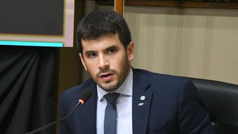 Leonel Chiarella es el nuevo presidente de la UCR.