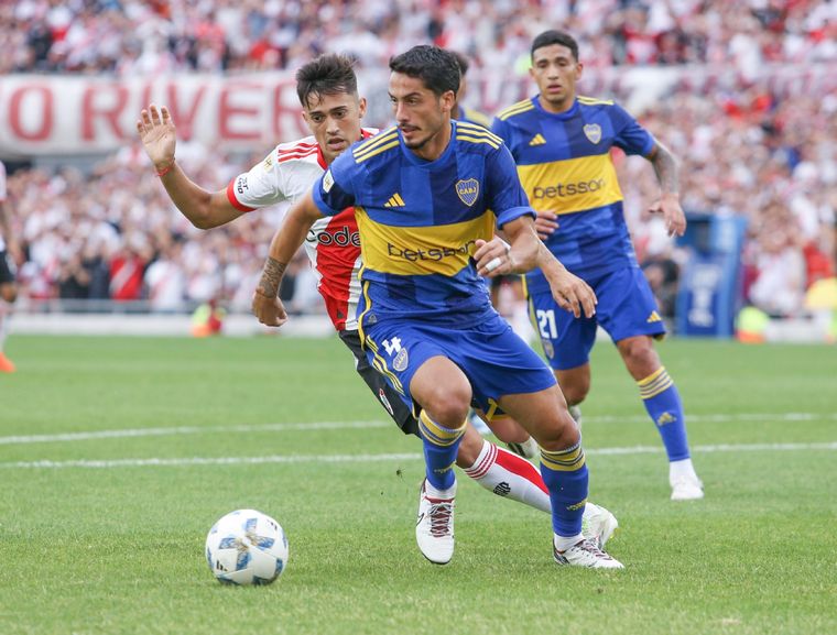 El último clásico, disputado en febrero. Foto: NA