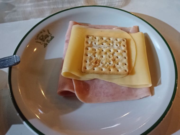 El plato que le cobraron a un precio insólito Foto: Twitter/@germanfermo