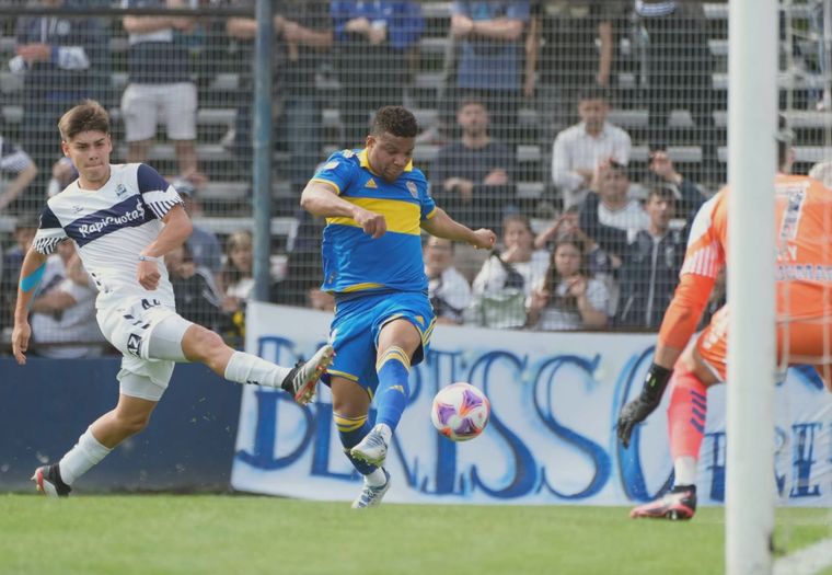 Boca derrotó a Gimnasia en La Plata por 2-1: el primero, una maravilla de Fabra.