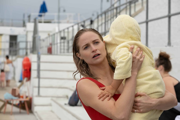 La serie se lanzó en Reino Unido en enero de 2025. La serie se lanzó en Reino Unido en enero de 2025.