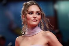 la reconocida modelo que critico feo a lily-rose depp, la hija de johnny