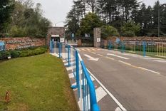 En el predio de Ezeiza despiden al Flaco Menotti Foto: Foto publicada por TyC Sports. En el predio de Ezeiza despiden al Flaco Menotti Foto: Foto publicada por TyC Sports.