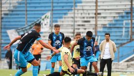 ¡Insólito! Se suspendió el partido entre Gimnasia de Jujuy y Deportivo Madryn por amenazas al árbitro. Foto: NA ¡Insólito! Se suspendió el partido entre Gimnasia de Jujuy y Deportivo Madryn por amenazas al árbitro. Foto: NA