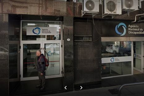 Según reveló la periodista Lucía Salinas, chats, audios y cuadernos secuestrados muestran que Miguel Ángel Calvete habría actuado como nexo. Según reveló la periodista Lucía Salinas, chats, audios y cuadernos secuestrados muestran que Miguel Ángel Calvete habría actuado como nexo.