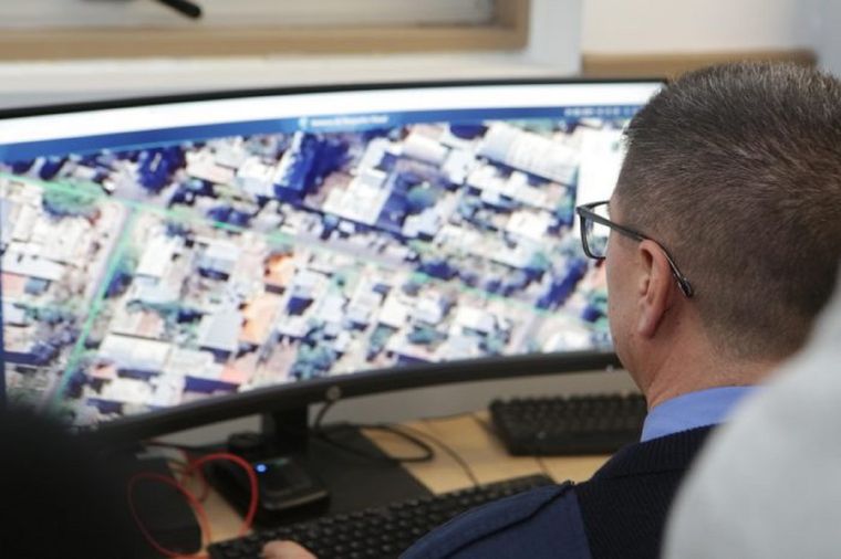 La intervención policial se produjo tras el seguimiento de cámaras de videovigilancia que detectaron a personas en bicicletas.