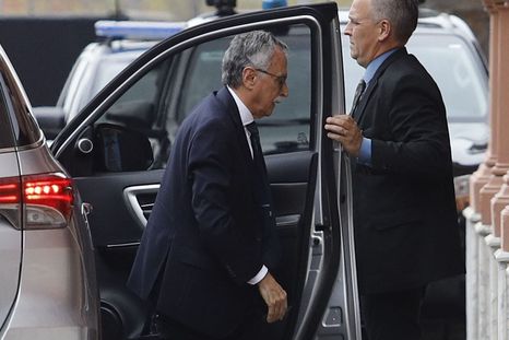 El ministro de Salud, Mario Lugones, asistió este miércoles a Casa Rosada para monitorear la circulación de gripe H3N2. El ministro de Salud, Mario Lugones, asistió este miércoles a Casa Rosada para monitorear la circulación de gripe H3N2.