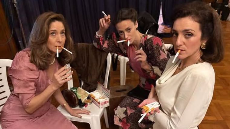 Julieta Zylberberg y Cristina Banegas interpretarán a Yiya. Julieta Zylberberg y Cristina Banegas interpretarán a Yiya.