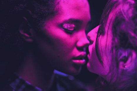 Jóvenes y una epidemia que los abruma. Jóvenes y una epidemia que los abruma.