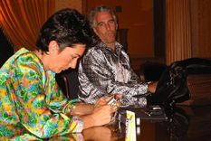 Jeffrey Epstein y Ghislaine Maxwell. Jeffrey Epstein y Ghislaine Maxwell.