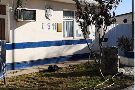 El señalado captor estuvo alojado varias horas en la comisaría de Vista Flores.