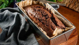 Para mates y meriendas: receta de budín de chocolate del verano.