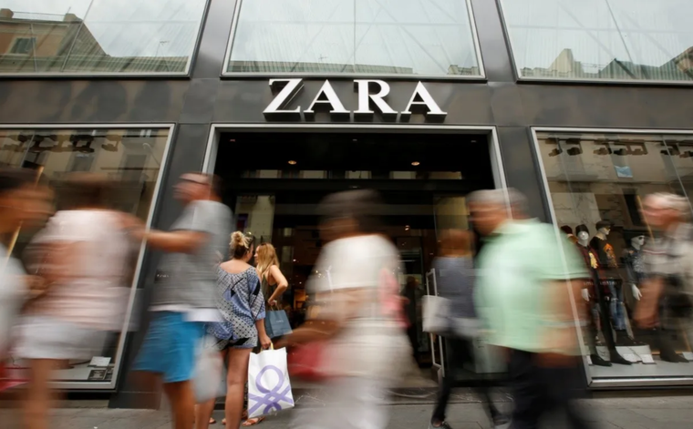 Falta poco para que comience la época de las fiestas y Zara nos trae un sinfín de propuestas para deslumbrar. Foto: ZARA