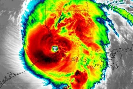 Laura tocó tierra este jueves en Luisiana.