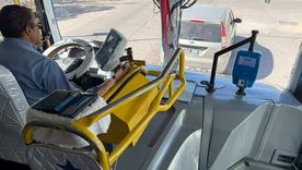 Las billeteras virtuales ganan espacio como alternativa de pago en colectivos.