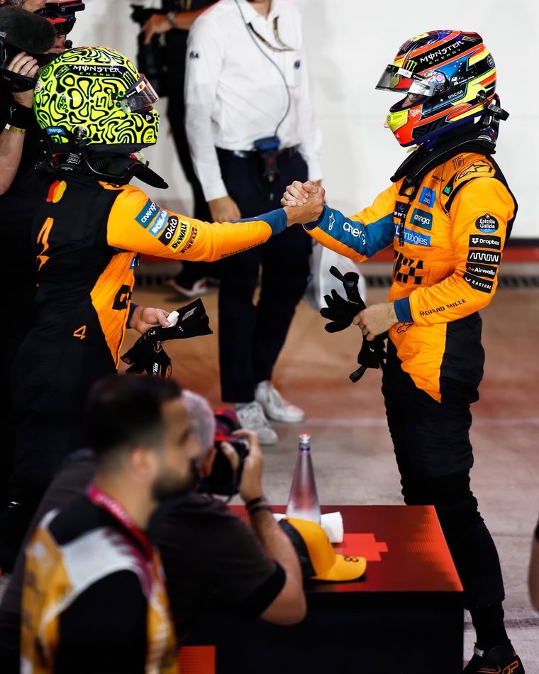 Los pilotos de McLaren, Lando Norris y Oscar Piastri. Los pilotos de McLaren, Lando Norris y Oscar Piastri.
