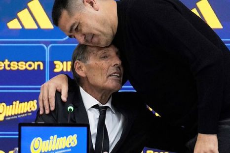 La relación entre Russo y Riquelme era como de padre e hijo. La relación entre Russo y Riquelme era como de padre e hijo.