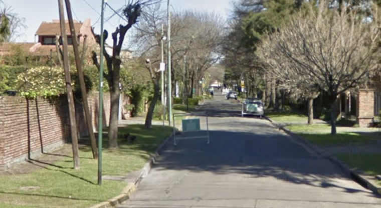 Cuatro ladrones maniataron a la familia de la hija de Mariano Grondona en su casa de La Horqueta