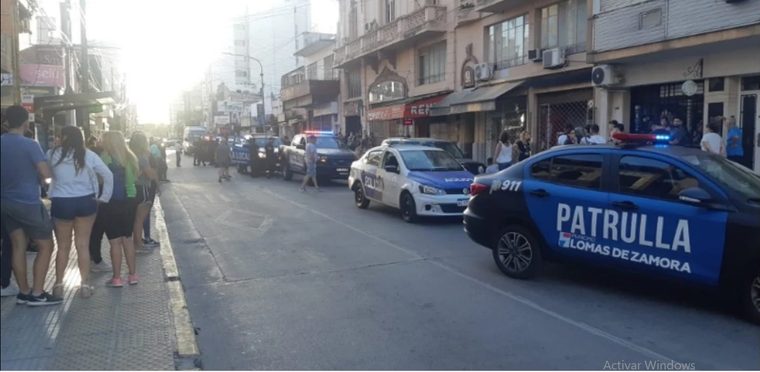 La escena en la calle tras el asesinato del vendedor ambulante