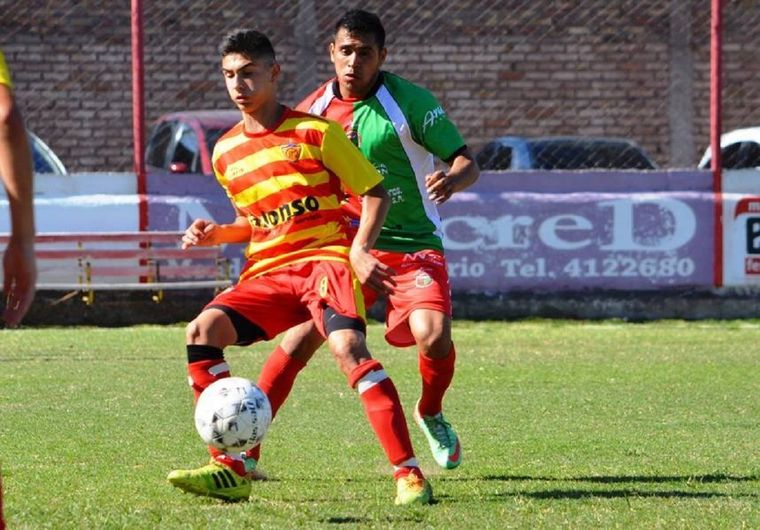 Taty con los colores de Leonardo Murialdo en sus inicios. Foto: Prensa Murialdo