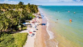 Esta playa de Brasil enamora a los turistas con sus pintorescos paisajes. Esta playa de Brasil enamora a los turistas con sus pintorescos paisajes.