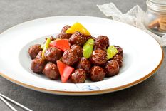 Albóndigas con salsa agridulce Una receta simple y deliciosa de albóndigas en pocos minutos. Foto: Shutterstock