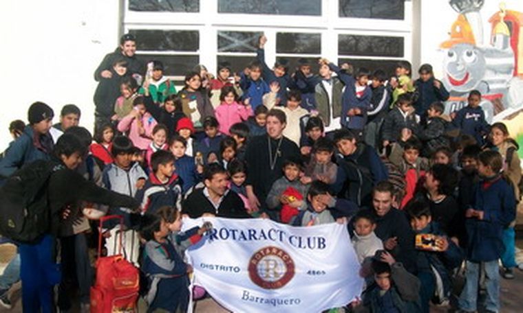 Los chicos de la escuela hogar festejaron su día con muchas sorpresas. Foto: Gentileza
