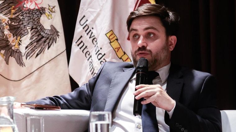 Ramiro Marra volvió a protagonizar un duro cruce con dos periodistas por la suba del dólar Foto: Facebook Ramiro Marra