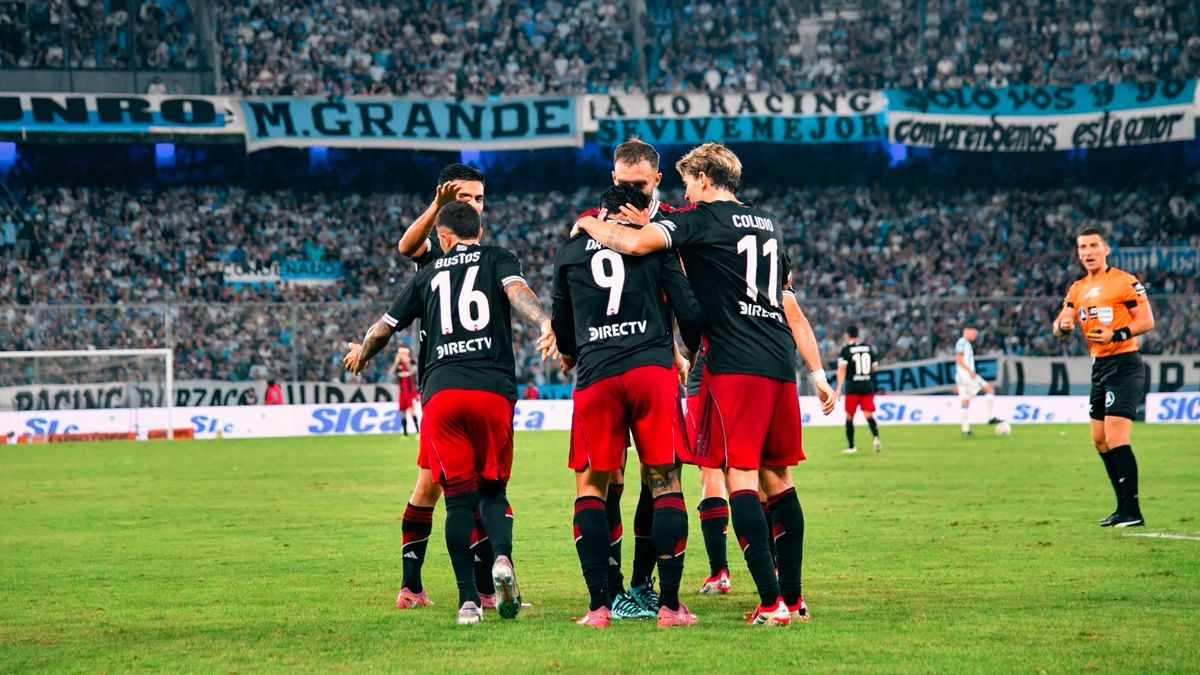 El importante logro de River en el Apertura tras vencer a Racing y antes del Superclásico