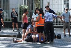 El motociclista sufrió heridas en su rodilla izquierda. Foto: Rodrigo DAngelo / MDZ