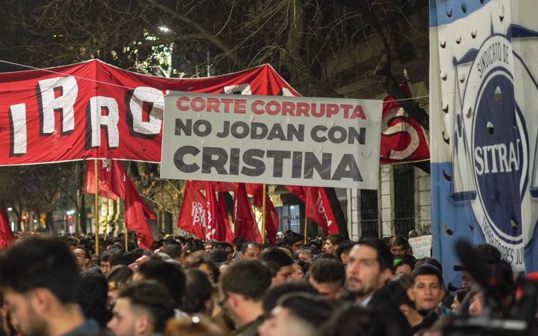 Militantes kirchneristas amenazan con generar más destrozos
