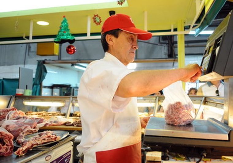 Si bien no volvió a subir, la carne se estabilizó en precios altos. Foto: Nacho Gaffuri / MDZ