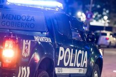 Un hombre fue asesinado a puñaladas en la noche del miércoles en el barrio Santa Lucía, en San Martín. Un hombre fue asesinado a puñaladas en la noche del miércoles en el barrio Santa Lucía, en San Martín.
