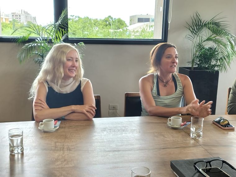 Las hermanas Azul y Guadalupe, hijas de Guillermo Vieiro, fueron parte de la expedición. Foto: Micaela Blanco Minoli / MDZ