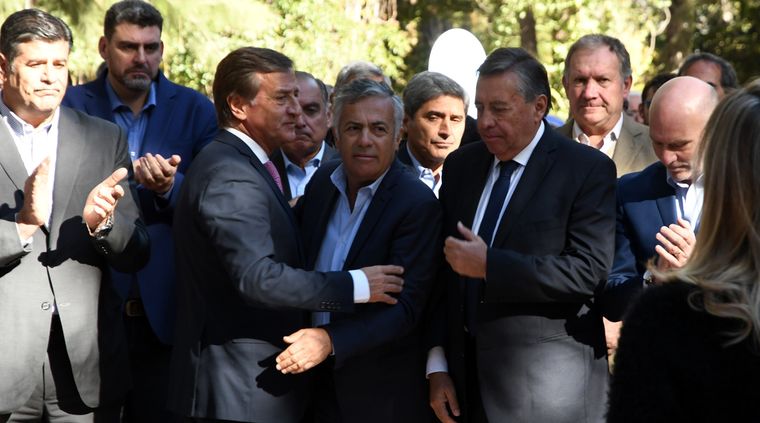 El bono fue autorizado por el superintendente general de Irrigación, Sergio Marinelli. Foto: ALF PONCE MERCADO / MDZ