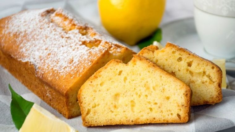 Disfruta con tus seres queridos de este delicioso bizcocho de limón con queso Foto: Shutterstock