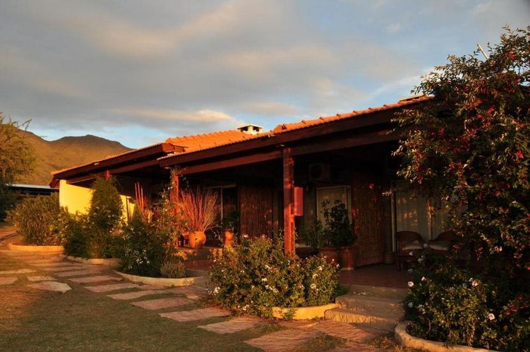 El Hotel La Guarida de Capilla del Monte fue víctima de un robo de identidad digital que afectó a turistas. Foto: Booking