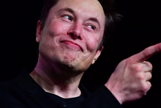 Foto: Electreck - https://electrek.co/wp-content/uploads/sites/3/2020/08/Tesla-Elon-Musk.jpg