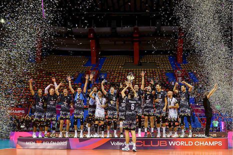 Perugia, con el mendocino Agustín Loser, gritó campeón. Perugia, con el mendocino Agustín Loser, gritó campeón.