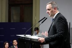 El vocero presidencial, Manuel Adorni, rechazó las versiones sobre un pedido del FMI al Gobierno de devaluar para cerrar el nuevo acuerdo. Foto: Prensa Presidencia