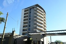 Hay que invertir más de la mitad de sueldos para comprar un departamento nuevo que uno usado Foto: Santiago Tagua/MDZ