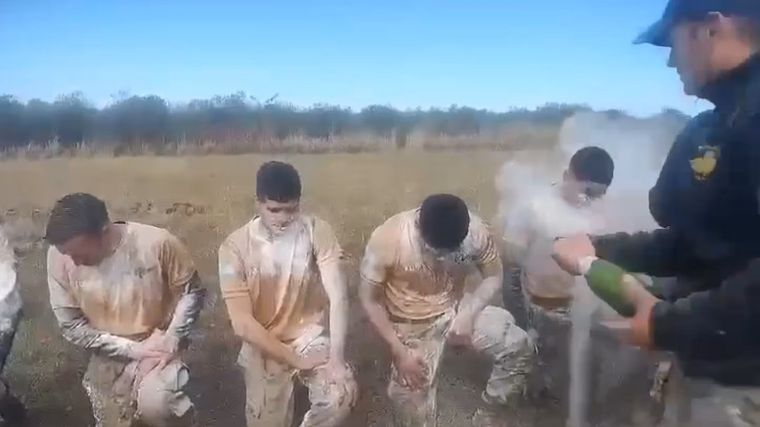 El grave hecho ocurrió el 17 de mayo, cuando 35 jóvenes fueron sometidos a ese “bautismo” prohibido desde el año 2022. Foto: Captura de video