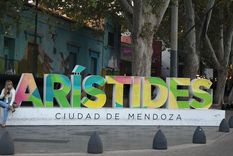 Una de las principales arterias de la ciudad será el centro de una gran fiesta. Una de las principales arterias de la ciudad será el centro de una gran fiesta.