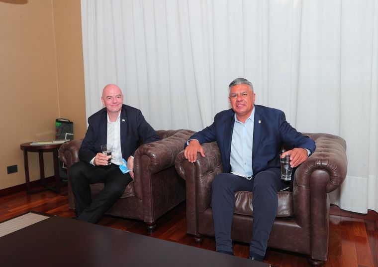 Tapia recibió a Infantino y mañana se reunirán en Ezeiza Foto: AFA