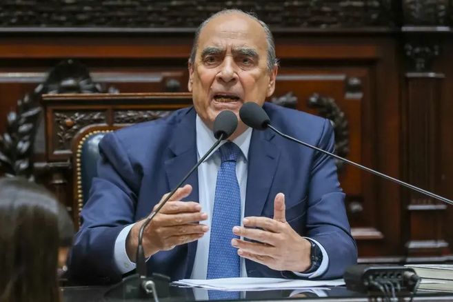 La tensión entre los gobernadores y el Gobierno no tiene paz. En imagen, el jefe de Gabinete, Guillermo Francos.
