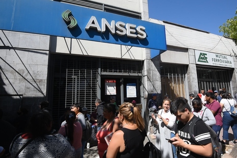 Cuánto se cobrarán las pensiones de Anses en marzo. Foto: Rodrigo DAngelo / MDZ Cuánto se cobrarán las pensiones de Anses en marzo. Foto: Rodrigo DAngelo / MDZ